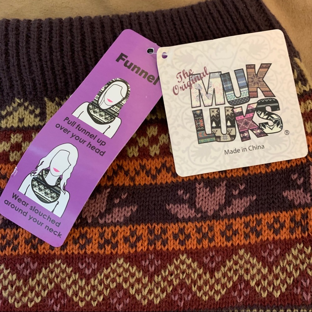 **NWT** Funnel Scarf by Muk Luks - Picture 4 of 6